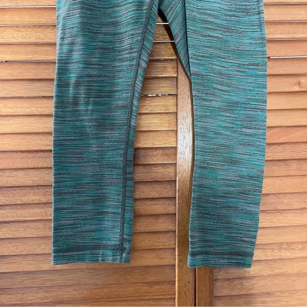 Lululemon Wunder Under Cropped Athletic Yoga Leggings Sz 4